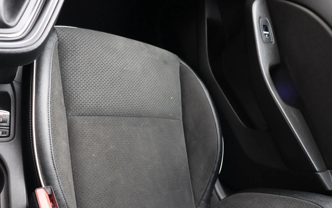 Renault Clio cena 58990 przebieg: 35000, rok produkcji 2019 z Mosina małe 596